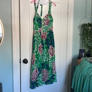 Green floral midi with adjustable straps & pockets